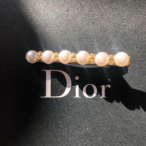 PEARL/DIAMOND HAIR CLIP